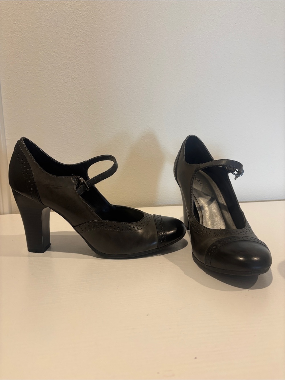 Merona Black Mary Jane Heeled Pumps with Ankle Strap